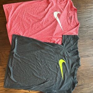 Youth, extra large, Nike swish, dry fit T-shirts set of 2
